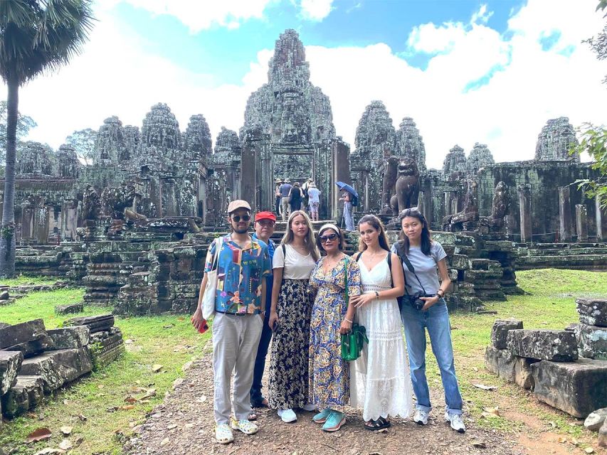 Angkor Highlight Sunrise Guided Tour & Banteay Srei - Common questions