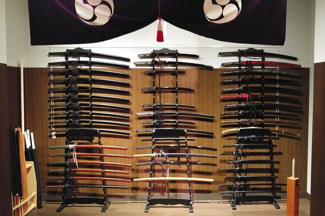 Best Samurai Experience in Tokyo - Test Your Skills With Different Katanas