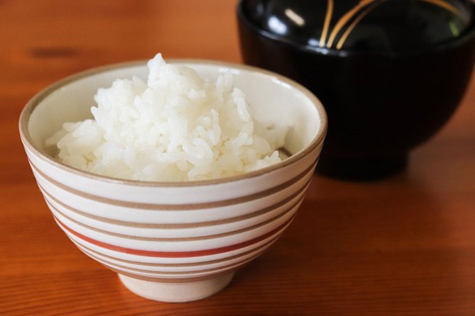 Enjoy a Cooking Lesson and Meal With a Local in Her Residential Sapporo Home - Common questions
