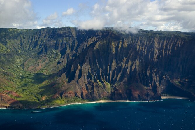 Entire Kauai Air Tour - ALL WINDOW SEATS - Sum Up