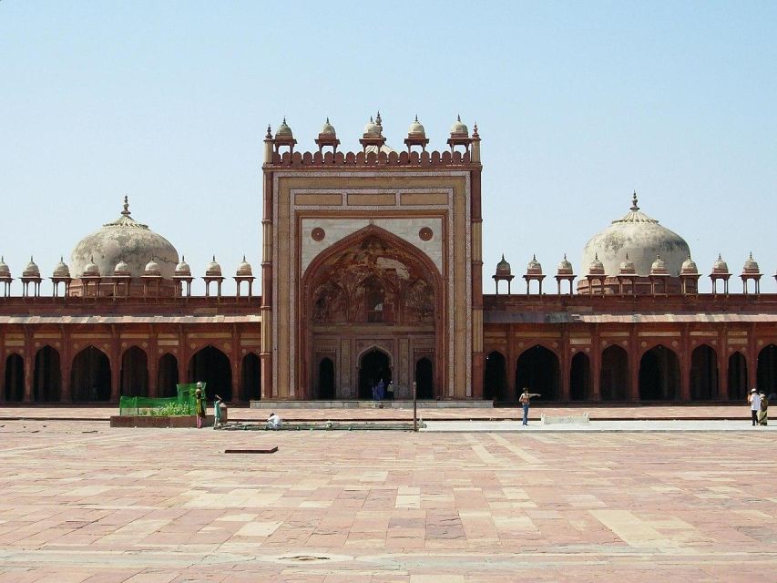 From New Delhi: Golden Triangle & Chand Baori Guided Tour - Unique Visit to Chand Baori