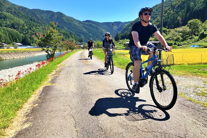 Hida Private E-Bike Tour With Premium Lunch and Farm Experience - Additional Services