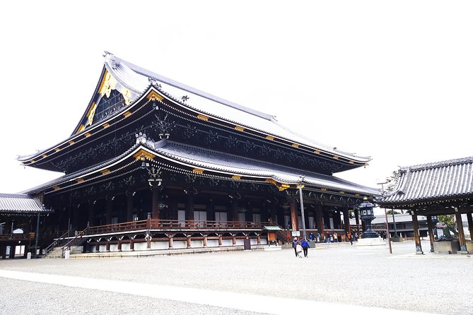 Kyoto Imperial Palace and Nijo Castle Walking Tour - Common questions