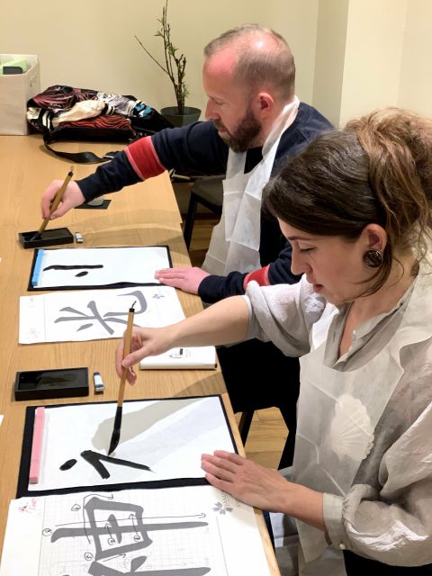 Kyoto: Local Home Visit and Japanese Calligraphy Class - Common questions