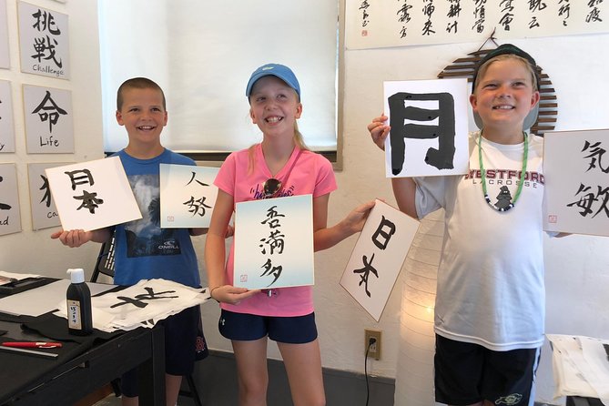 Lets Experience Calligraphy in YANAKA, Taito-Ku, TOKYO !! - Cancellation Policy and Reviews