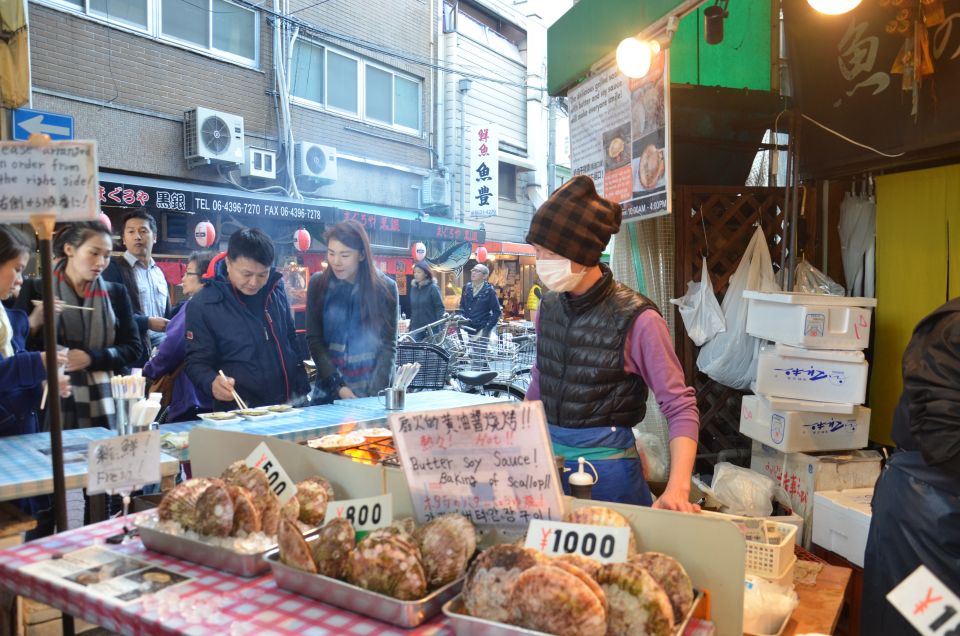 Osaka: Kuromon Market Food Tour With Tastings - Tasting Local Delicacies