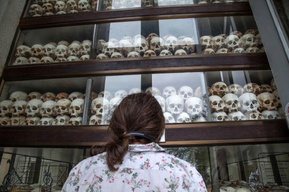 Phnom Penh: Killing Fields and S-21 Museum Tour - Safety and Respect Guidelines to Follow
