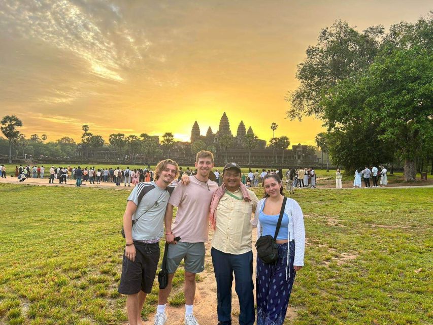 Siem Reap: One Way Transfer From Airport & Temples Tour - Booking and Confirmation Instructions