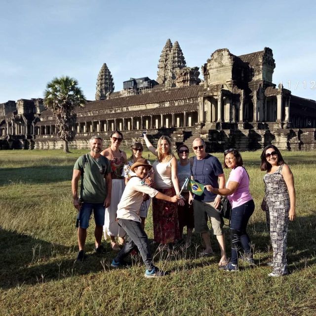 Siem Reap: Visit Angkor With a Guide Who Speaks Portuguese - Advantages of Having a Portuguese-Speaking Guide