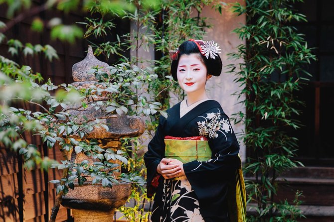 Small-Group Dinner Experience in Kyoto With Maiko and Geisha - Traveler Photos