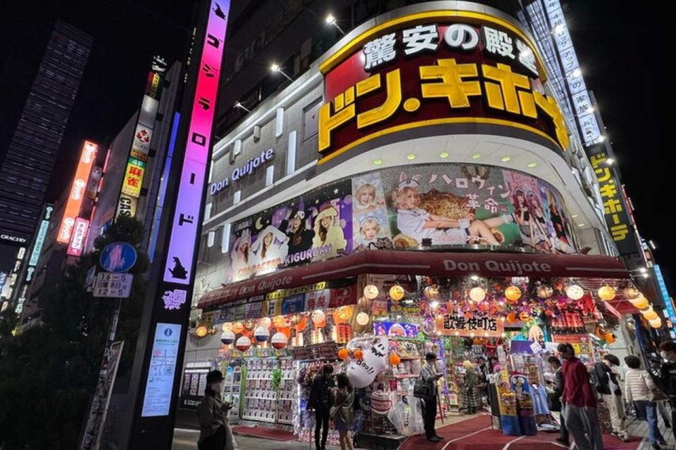 Tokyo: Shinjuku Izakaya and Golden Gai Bar Hopping Tour - Common questions