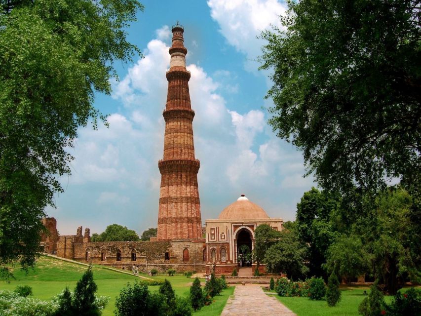 4-Day Luxury Golden Triangle Tour: Agra & Jaipur From Delhi - Transportation and Accommodation