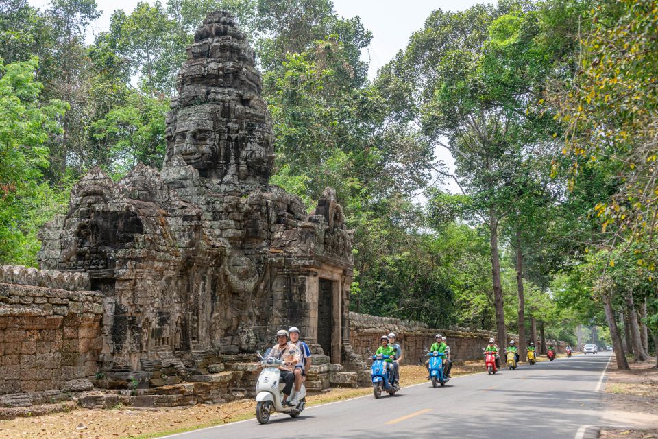 Angkor Wat: Guided Vespa Tour Inclusive Lunch at Local House - Common questions