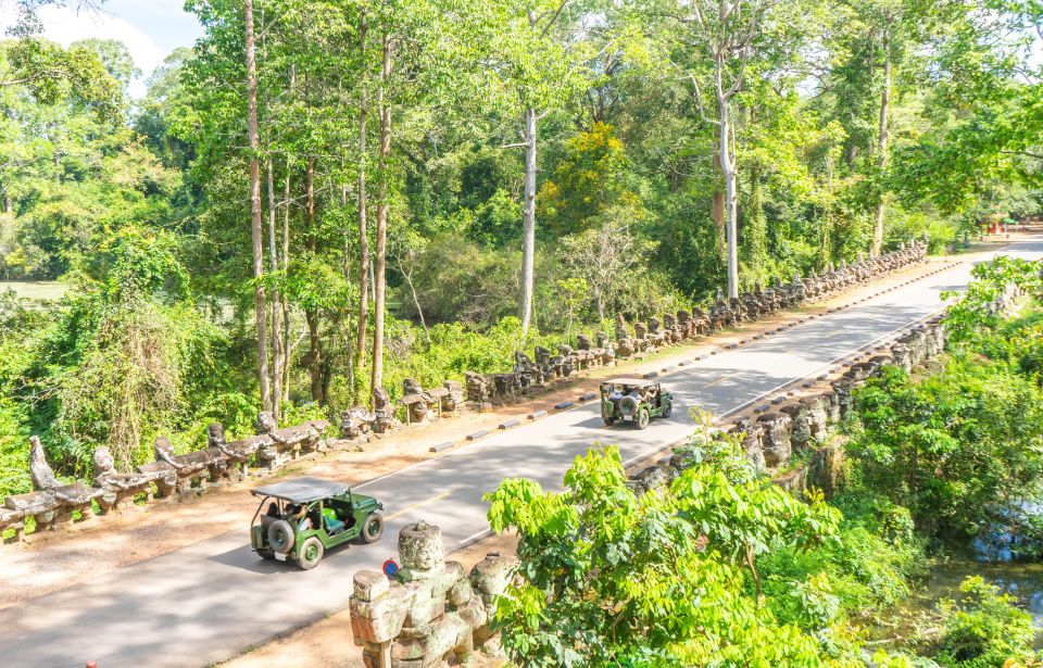 Angkor Wat: Sunrise Jeep Tour With Breakfast and Lunch - Tour Guide Information