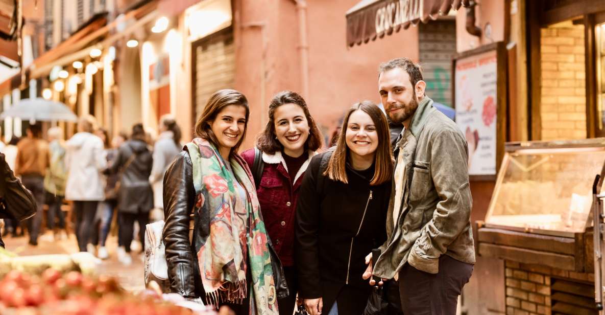 Bologna: Eat and Drink Like a Local Food Tour - Experience Highlights