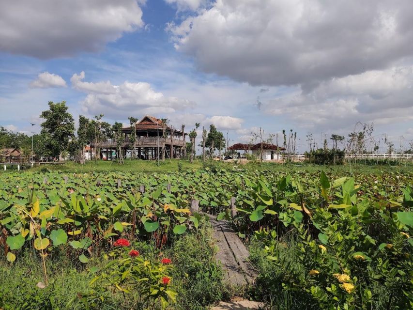 SiemReap Sunset Dinner Riding an Ox-Cart at Rice Paddy Field - Common questions