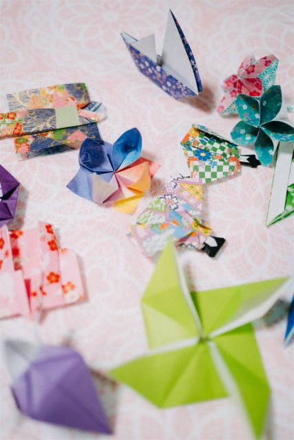 Tokyo: Origami Workshop With a Local Including One Drink - Common questions