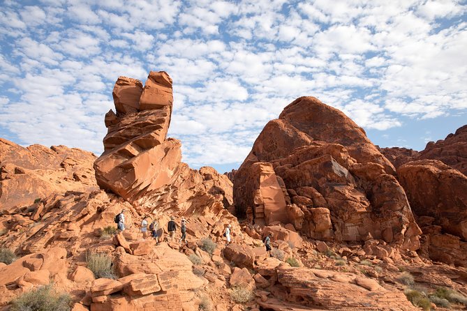 Valley of Fire Hiking Tour From Las Vegas - Hiking Experiences