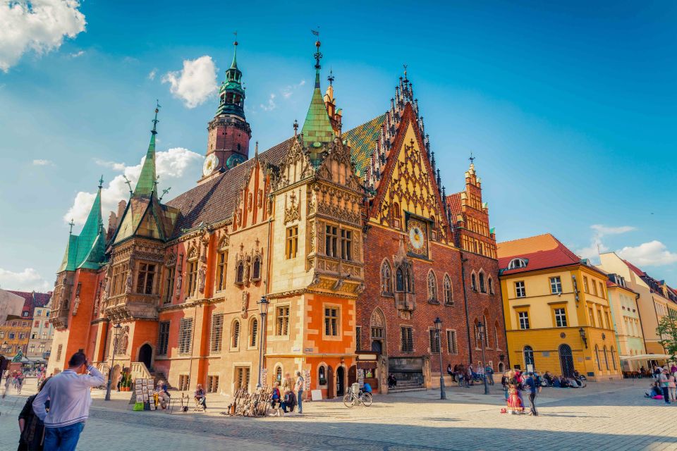 Wroclaw: 2-Hour Private Guided Tour by Electric Car - Common questions