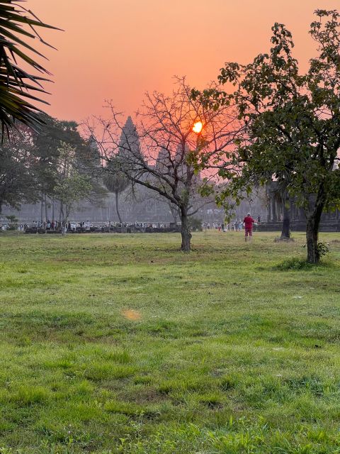 Angkor Sunrise Small Tour & Package - Last Words