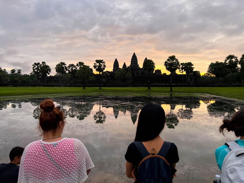 Angkor Wat Sunrise Small-Group Tour & Tonle Sap Boat Sunset - Common questions