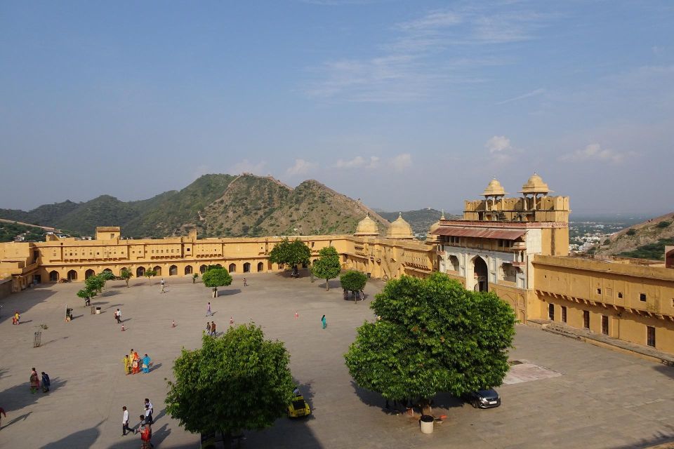 From Delhi: 2 Days Private Jaipur Sighseeing Tour - Common questions