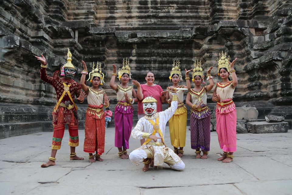 From Siem Reap: Angkor Wat Full-Day Private Tour & Sunrise - Small Group Experience