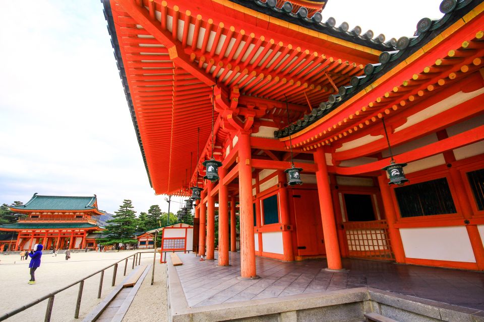 Kyoto: Imperial Palace & Nijo Castle Guided Walking Tour - Sum Up