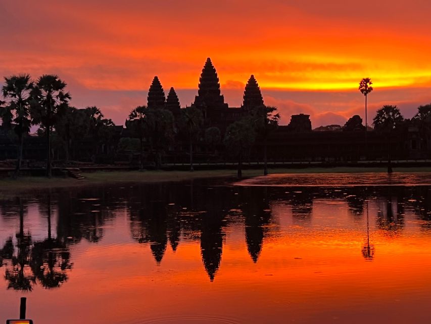 Private Angkor Wat Sunrise Tour With Lunch Included - Common questions