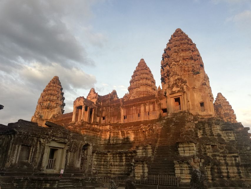 Private Angkor Wat Temple Tour - Common questions