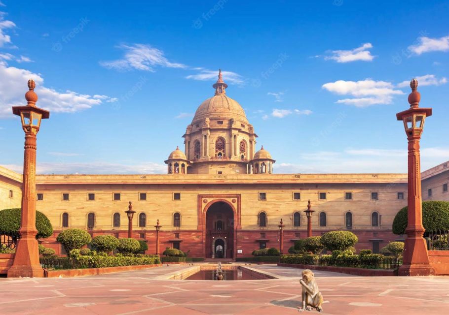5-Day Tour of Delhi, Agra, Gwalior, Ochhaa, and Khajuraho - Common questions