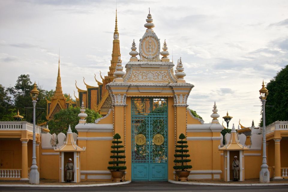 Amazing Cambodia 5 Days Private Tour Phnom Penh & Siem Reap - Just The Basics