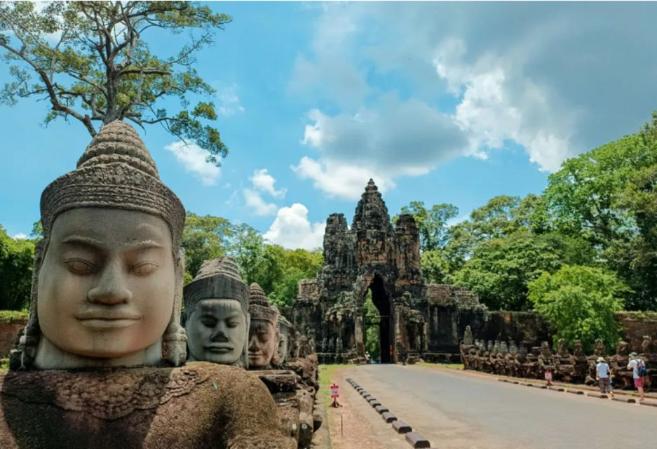 Angkor Temples Sunrise Tour With Tours Guide at Only 9/Pax - Just The Basics