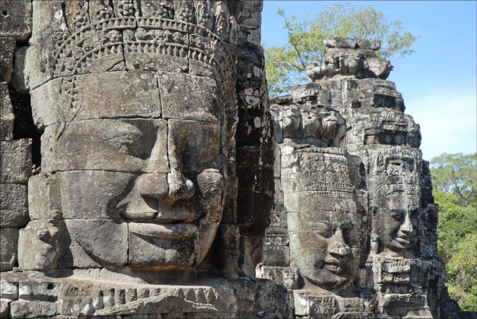 Angkor Wat: Small-Group Tour With Balloon Ride and Lunch - Just The Basics