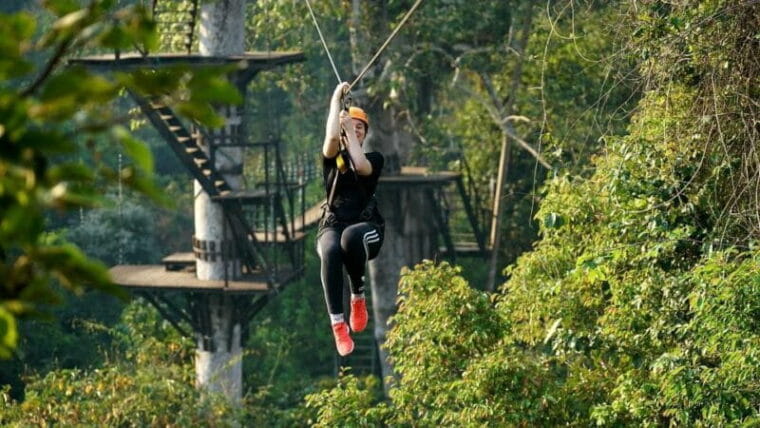 Angkor Zipline Eco-Adventure Canopy Tour & Pick up Drop off