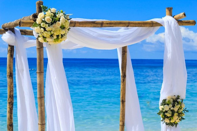 Destination Wedding on Roatans Beach - Just The Basics