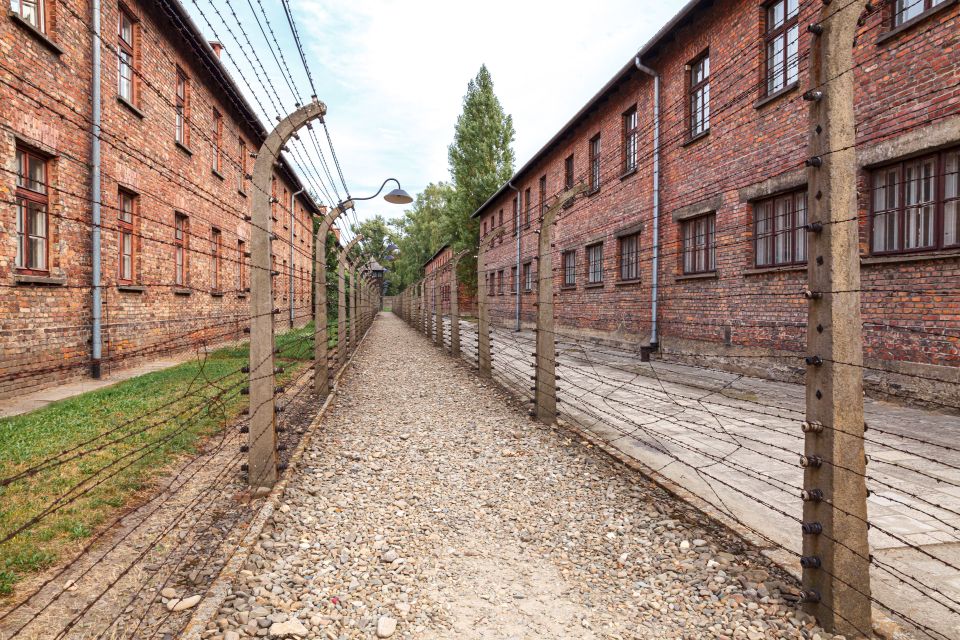 From Krakow: Auschwitz Birkenau Tour With Transportation - Tour Duration and Inclusions