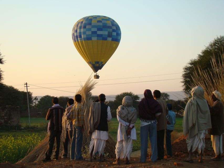 Jaipur: Hot Air Balloon Ride With Coffee and Cookies - Just The Basics