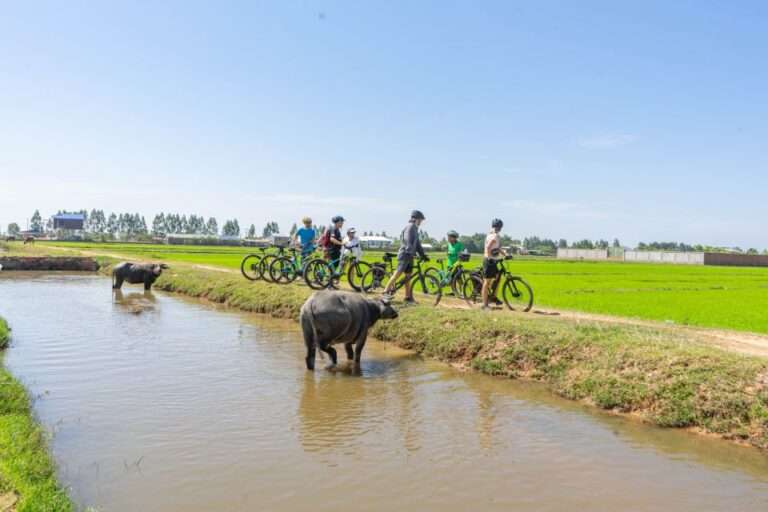 Kampong Phluk: Floating Village Bike Tour and Sunset Cruise