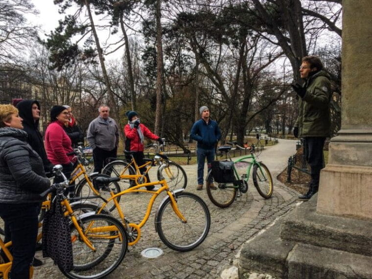 Krakow: Bike Tour of the Old Town, Kazimierz, and the Ghetto