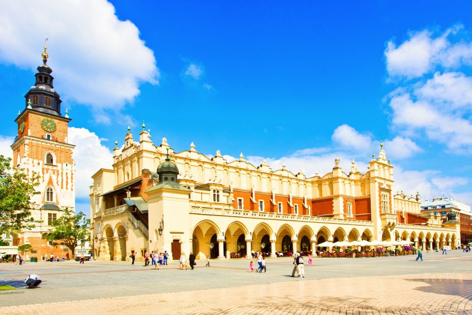 Krakow: City Sightseeing Tour by Electric Golf Cart - Just The Basics