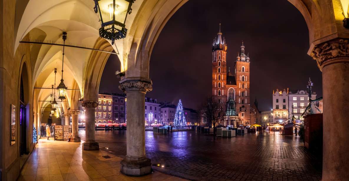 Krakow: Evening Walking Tour With Spooky Stories - Just The Basics
