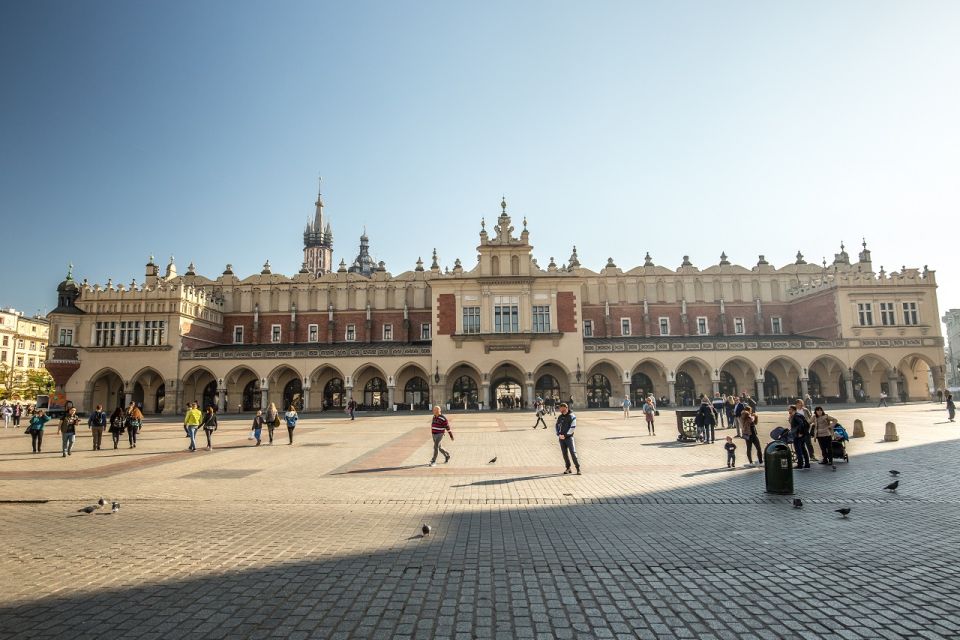 Krakow: the Old Town and the Wawel Castle Guided Tour - Just The Basics