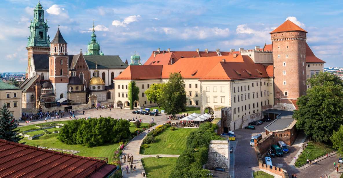 Krakow: Wawel Castle & Cathedral Guided Tour - Just The Basics