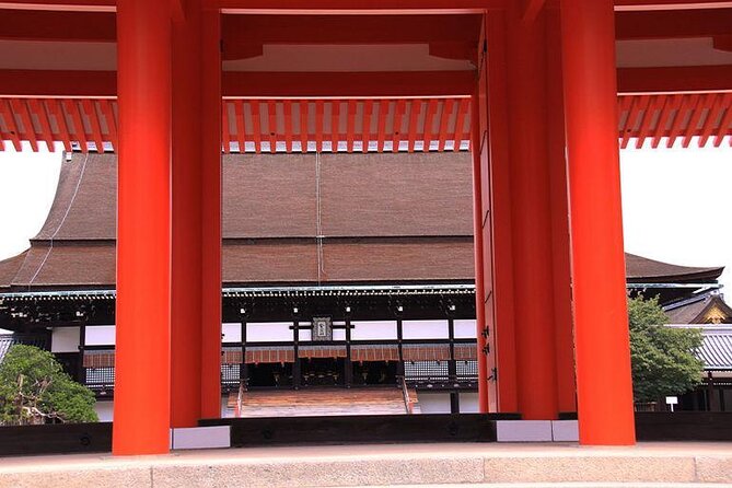 Kyoto Imperial Palace and Nijo Castle Walking Tour - Key Points