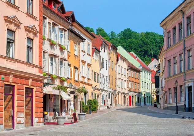 Ljubljana With Funicular, Castle and Lake Bled From Zagreb - Just The Basics