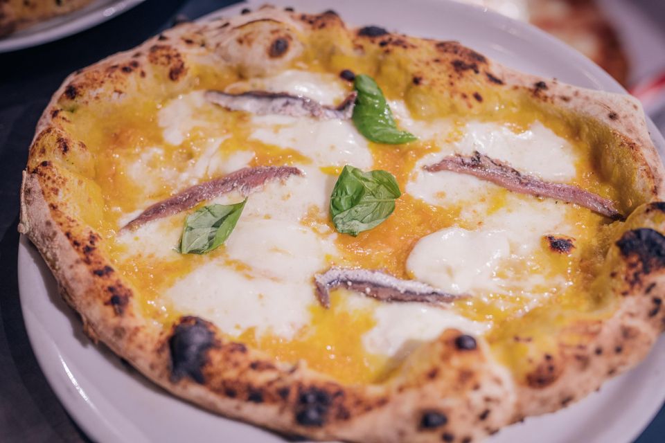 Milan: Duomo, Galleria, Brera, & Pizza Tasting Private Tour - Just The Basics