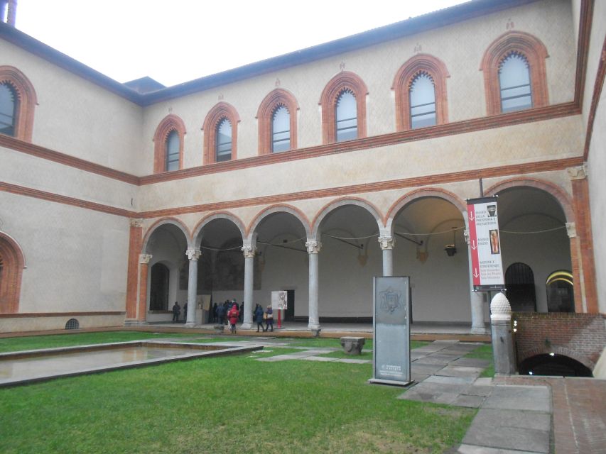 Milan: Sforza Castle & Leonardo Skip-the-Line Private Tour - Just The Basics