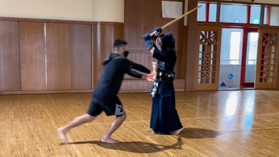 Okinawa: Kendo Martial Arts Lesson - Key Points