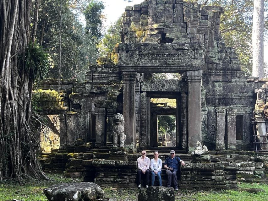Private Angkor Wat Sunrise Tour With Lunch Included - Just The Basics